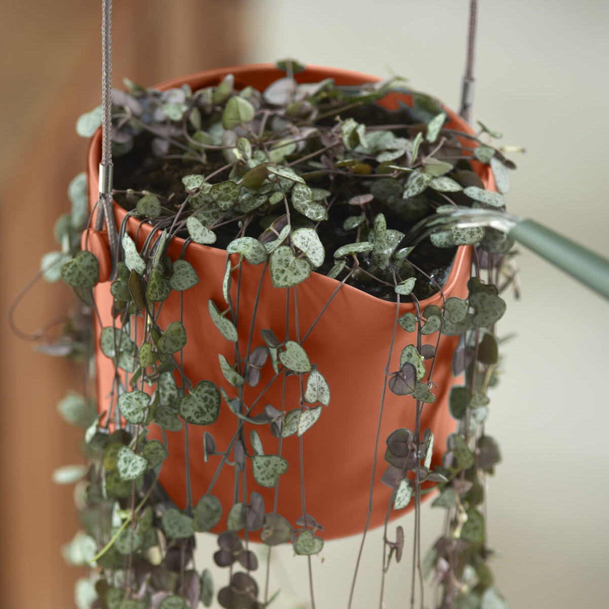 Hangpot B voor swing terracotta ELHO - Hangpotten - Bakker